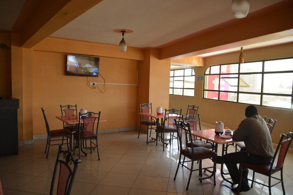 Starehe Link Hotel Nairobi Ngoại thất bức ảnh