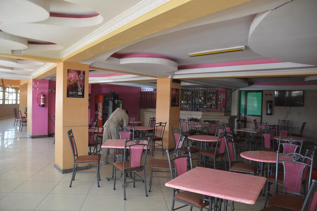 Starehe Link Hotel Nairobi Ngoại thất bức ảnh