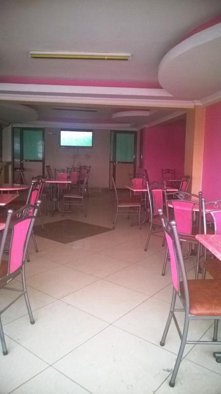 Starehe Link Hotel Nairobi Ngoại thất bức ảnh
